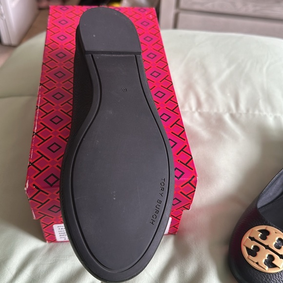 Flat shoes barely wear it - Picture 5 of 6